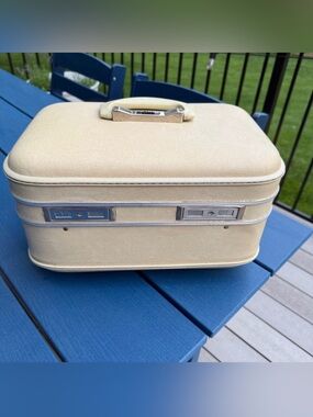 Vintage Eaton’s Birkdale Elite Train Hard Shell 1960s Needs Interior Love